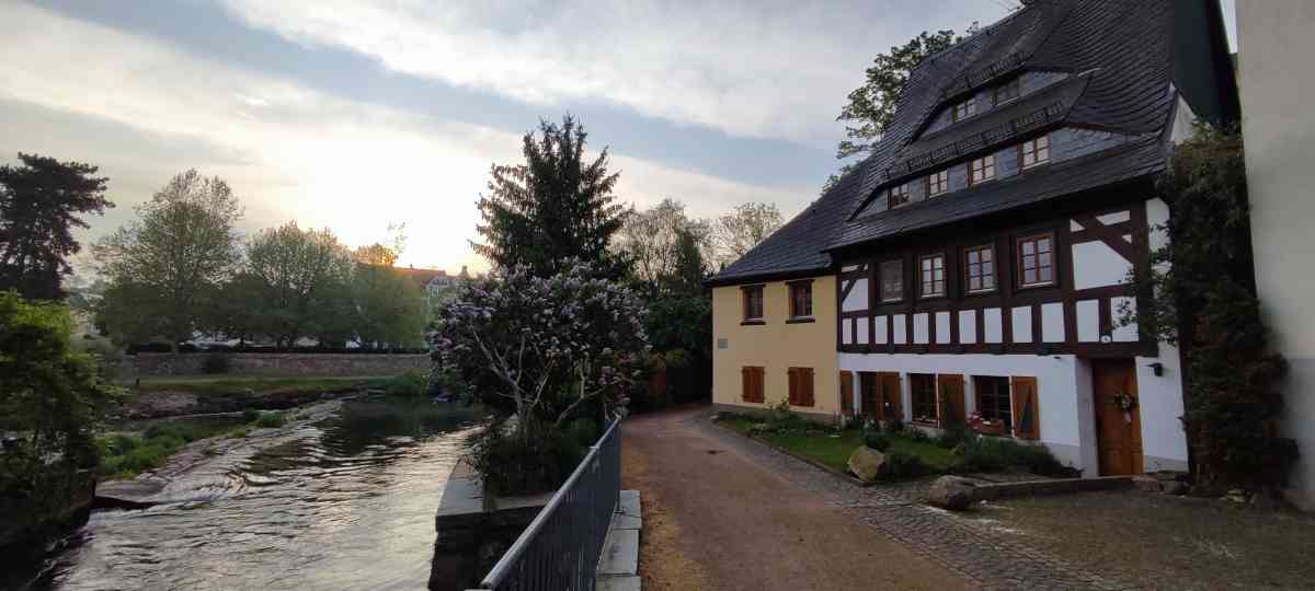 snaphot Döbeln, Blick auf die Färberhäuser an der Döbelner Mulde am am 21.5.2023 gegen 6:00, 23.05.2023 17:18