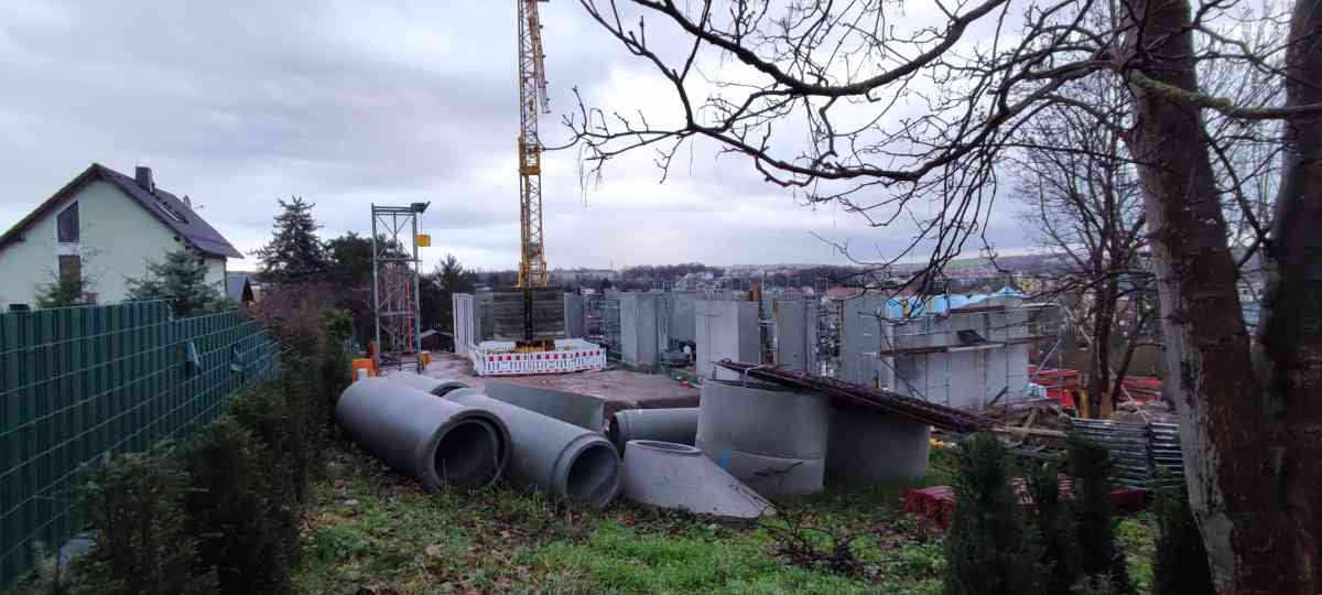 snaphot Döbeln, Baustelle an den Sonnenterassen, 26.12.2023 22:33