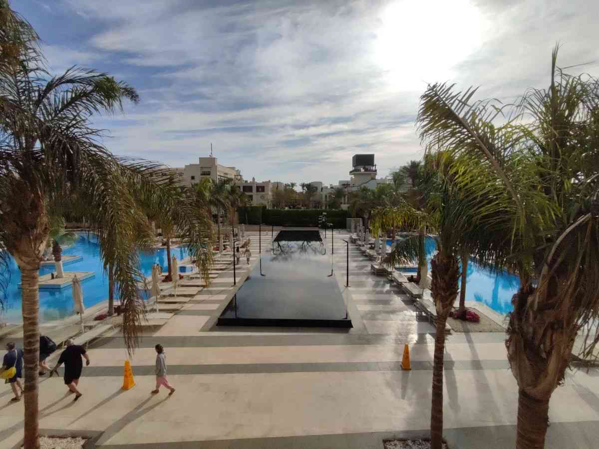 snaphot Hurghada 1, Steigenberger Aqua Magic black Pool, 12.04.2024 05:31