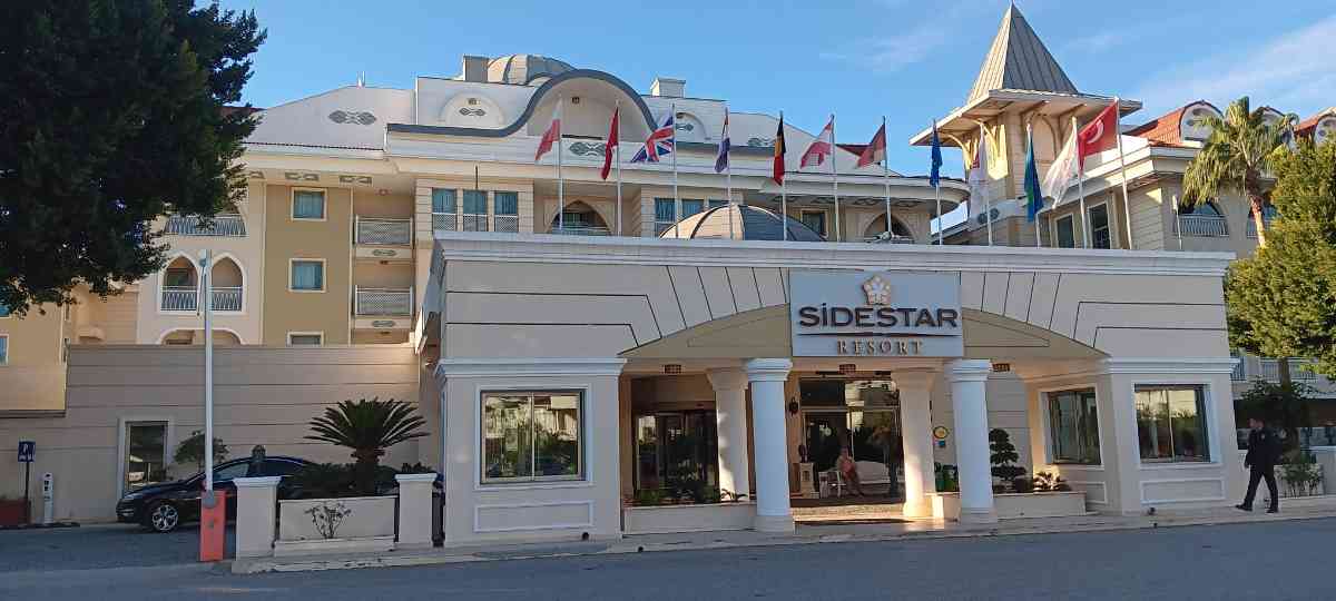 snaphot Gündoğdu, Entrance to the Side Star Resort on the Turkish Riviera on 26.11.2024, 27.11.2024 09:21