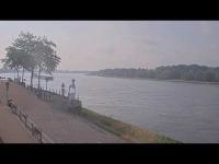 Thumbnail für die Webcam Rees - Rheinaufwärts